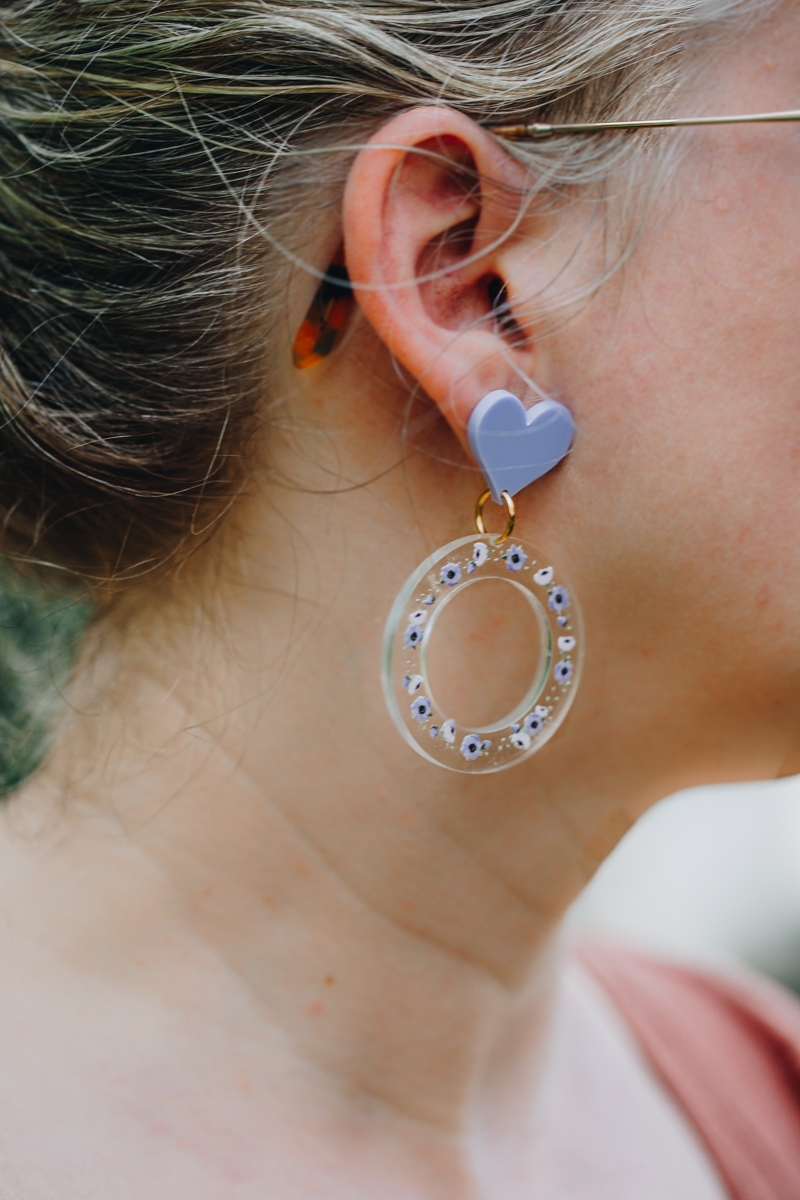 Les boucles d'oreilles Couronnes de Fleurs